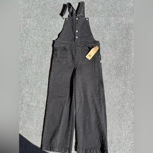 Levi’s women’s black overalls